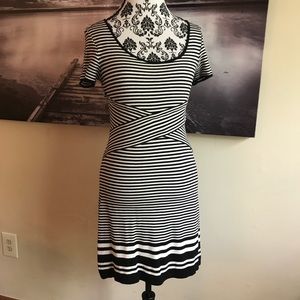 SALE MAX EDITION black white stripe dress